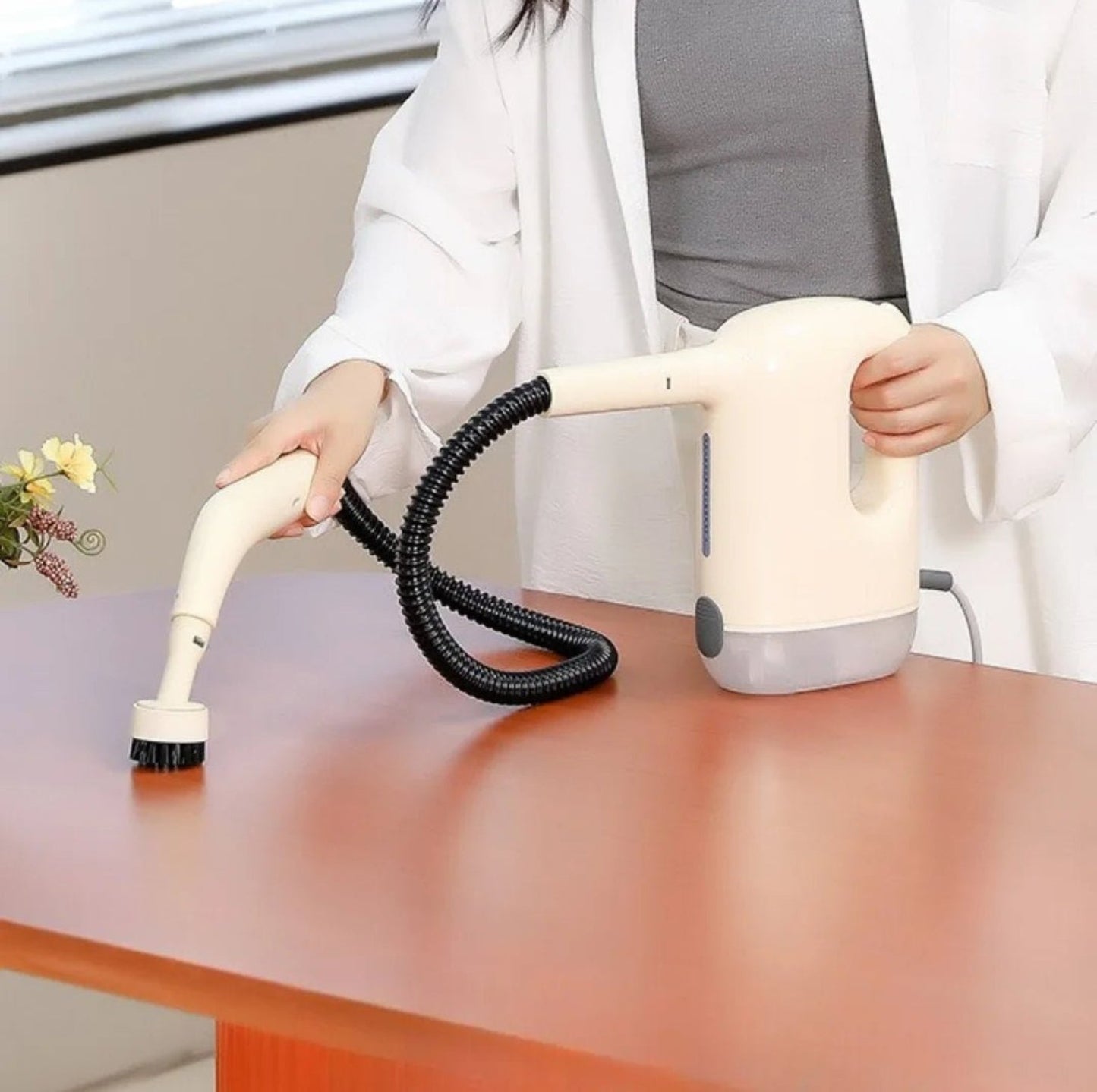 🌟 Compact Steam Cleaner