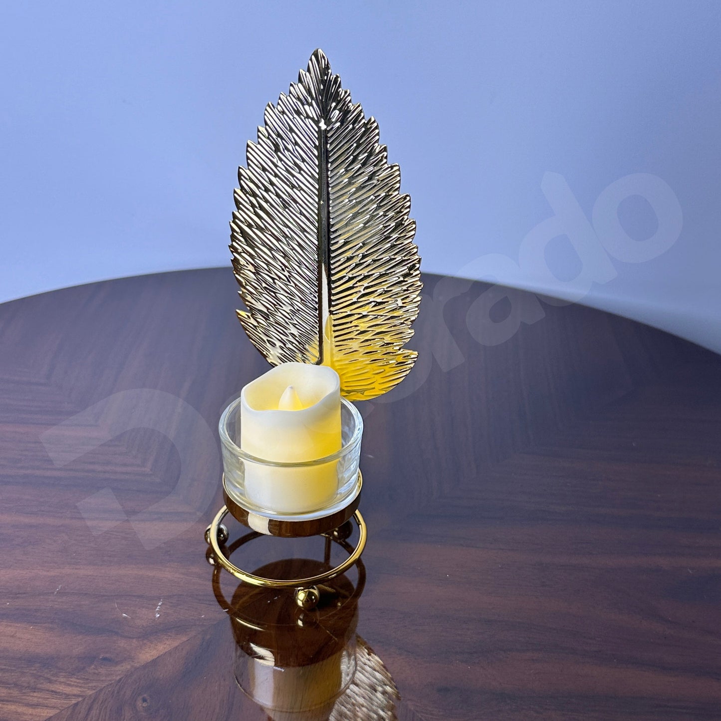 Golden Plain Leaf Candle Holder With Candle