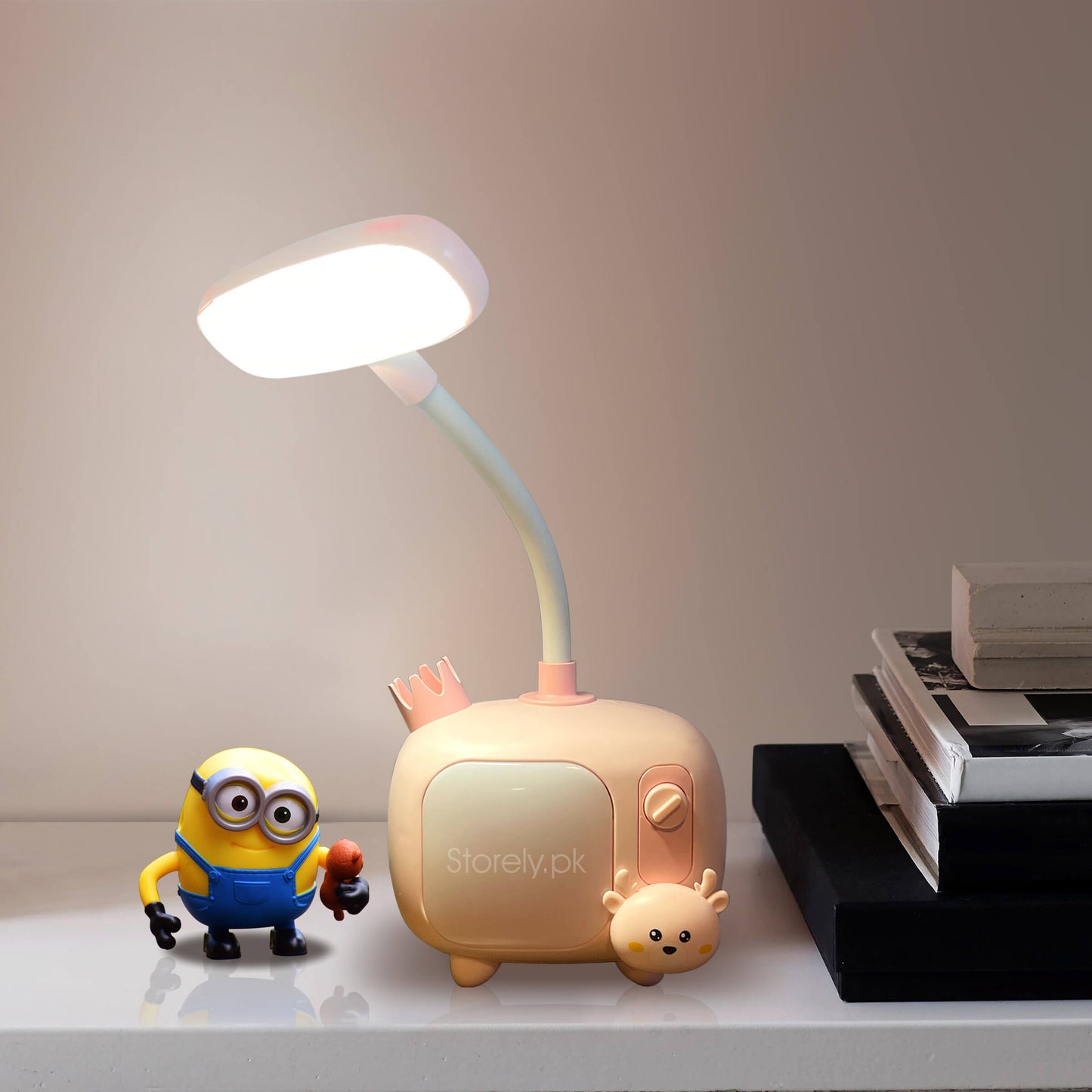 TV Designed Table Lamp