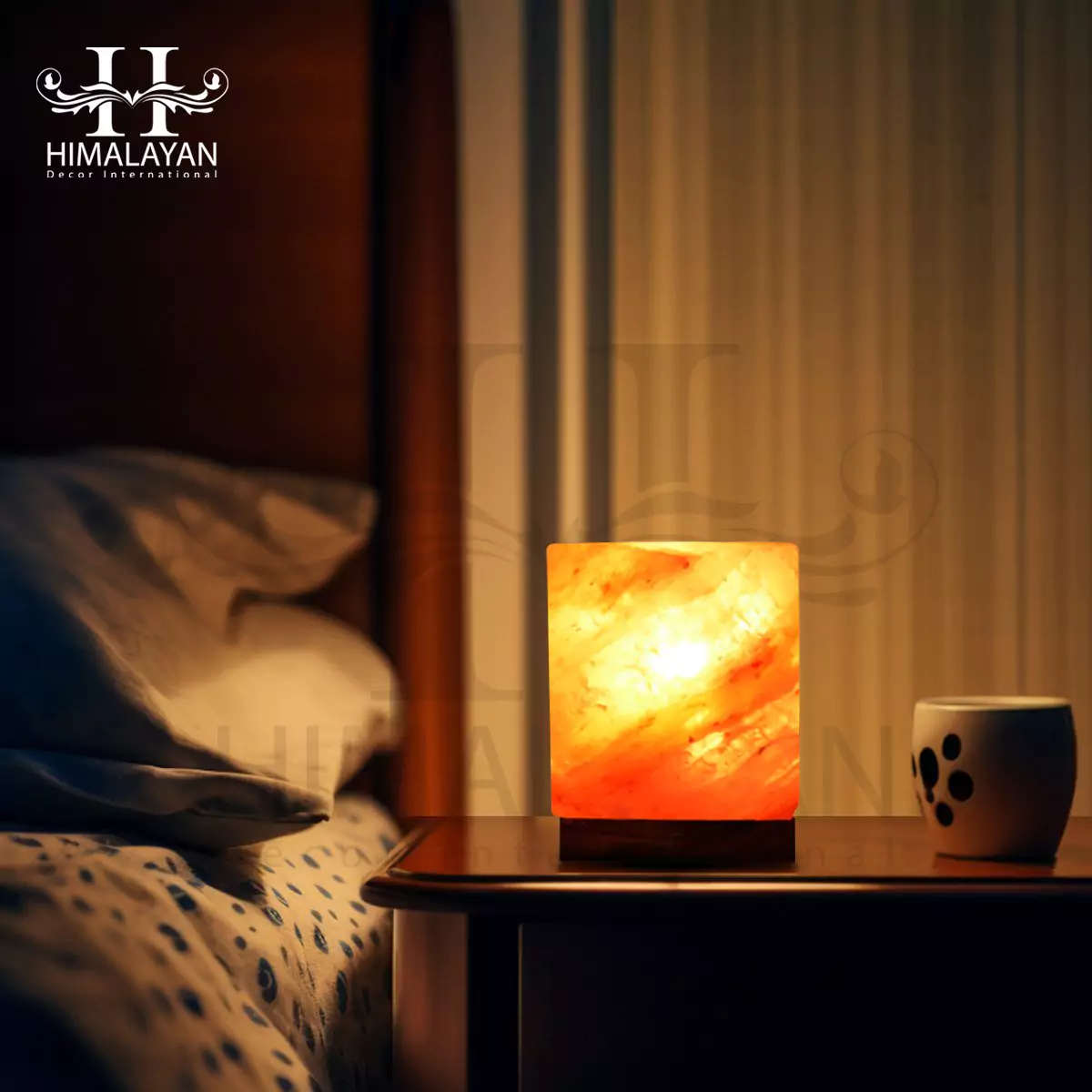 Decorative and Natural Dehumidifier Cube Shape Himalayan Crystal Salt Lamp